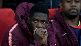 Ousmane Dembele thường xuyên ngồi trên băng dự bị chỉ vì chấn thương