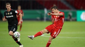 Pha ghi bàn của Robert Lewandowski (Bayern Munich)