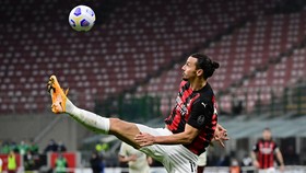 Zlatan Ibrahimovic sẽ dẫn dắt AC Milan tiến sâu vào giải