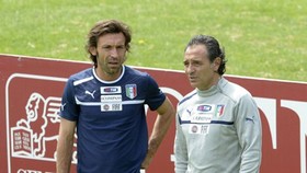 Cesare Prandelli và Andre Pirlo