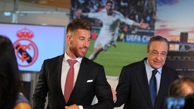 Sergio Ramos và Chủ tịch Florentino Perez