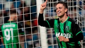 Giacomo Raspadori sắp sửa sang Napoli