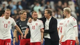 HLV tuyển Đan Mạch tin tưởng tương lai ngôi sao Man.United