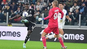 Moise Kean ghi bàn mở tỷ số trận đấu cho Juventus