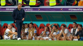 HLV Hansi Flick thất vọng klhi tuyển Đức bị loại sớm ở World Cup
