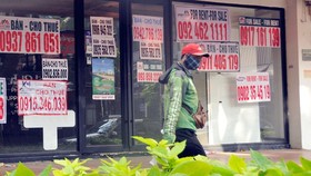 Rao bán nhà phố tại quận 7 (TPHCM). Ảnh: CAO THĂNG