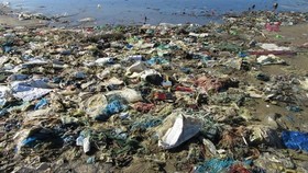 Giảm thiểu rác thải nhựa trên biển Việt Nam