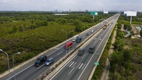 Quy định hiện hành chưa thu phí với cao tốc đầu tư bằng ngân sách nhà nước.
