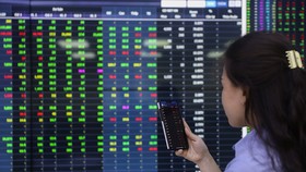 HNX sẽ công bố giải trình của doanh nghiệp khi cổ phiếu tăng trần, giảm sàn 5 phiên liên tiếp