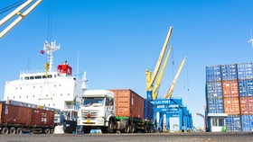 Cảng Chu Lai phục vụ xuất khẩu hàng rời cho các doanh nghiệp tại miền Trung