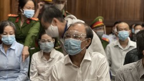 Cựu Tổng Giám đốc SAGRI Lê Tấn Hùng cùng 18 bị cáo hầu tòa