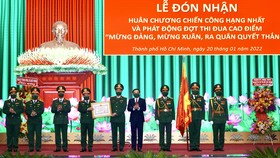Xây dựng lực lượng vũ trang TPHCM vững mạnh toàn diện