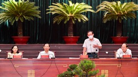 Bí thư Thành ủy TPHCM Nguyễn Văn Nên phát biểu tại Hội nghị. Ảnh: VIỆT DŨNG