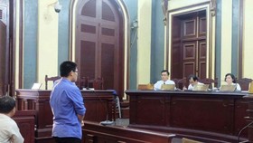  Phạm tội khi chưa đủ 16 tuổi, Nguyễn Phạm Quốc Bình lãnh 12 năm tù  ​