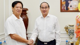 Bí thư Thành ủy TPHCM Nguyễn Thiện Nhân thăm, chúc tết nguyên Thủ tướng Nguyễn Tấn Dũng