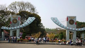 Công viên Lê Thị Riêng là một nơi vui chơi, giải trí của người dân quận 10