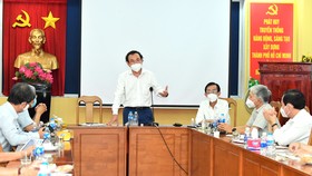Bí thư Thành ủy TPHCM Nguyễn Văn Nên phát biểu trong buổi gặp gỡ với các chuyên gia dịch tễ về công tác phòng chống dịch Covid-19. Ảnh:VIỆT DŨNG