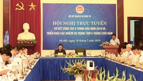 Ủy viên Bộ Chính trị, Phó Thủ tướng Vương Đình Huệ tham dự, chỉ đạo Hội nghị trực tuyến sơ kết công tác 6 tháng đầu năm 2019 và triển khai nhiệm vụ trọng tâm 6 tháng cuối năm của Bộ Kế hoạch và Đầu tư
