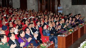 Lãnh đạo Đảng, Nhà nước Ủy ban Mặt trận Tổ quốc Việt Nam, các bộ, ban, ngành, đoàn thể của trung ương và thành phố Hà Nội tham dự lễ kỷ niệm 