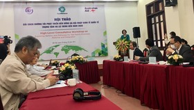 Viện trưởng Viện Nghiên cứu quản lý kinh tế Trung ương Trần Thị Hồng Minh phát biểu khai mạc hội nghị 