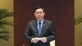 Chủ tịch Quốc hội Vương Đình Huệ kết luận phần chất vấn với Bộ trưởng Y tế. Ảnh: QUANG PHÚC 