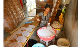 Trăm năm làng nghề bánh tráng An Ngãi