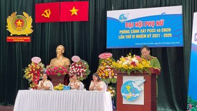 Đại tá Huỳnh Quang Tâm, Trưởng Phòng PC07, Công an TPHCM phát biểu tại đại hội 