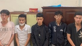 Nhóm đối tượng tại cơ quan công an