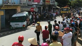 Tai nạn do xe buýt gây ra tại TP Bạc Liêu ngày 5-3