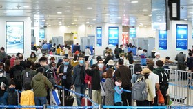 Sân bay Nội Bài có lượng khách tăng mạnh vào dịp đầu năm mới