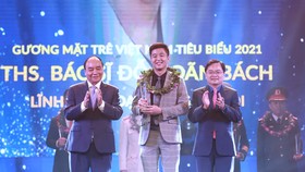 Tuyên dương 10 gương mặt trẻ Việt Nam tiêu biểu năm 2021