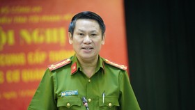 Đại tá Nguyễn Văn Viện thông tin tại cuộc gặp gỡ cơ quan báo chí. Ảnh: GIA KHÁNH