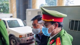 Hoãn phiên tòa ông Đinh La Thăng và Trịnh Xuân Thanh trong vụ án Ethanol Phú Thọ