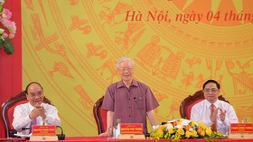 Tổng Bí thư Nguyễn Phú Trọng: Chú ý xây dựng con người, 'quân phải tinh, tướng phải mạnh'