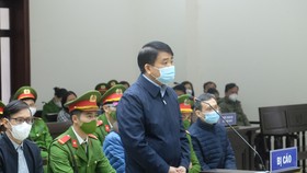 Bị cáo Nguyễn Đức Chung tiếp tục nhận thêm 3 năm tù ở vụ án thứ 3