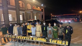 Bắt giữ 4 đối tượng vận chuyển 115 bánh heroin
