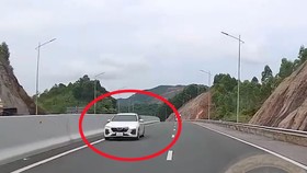 Xử phạt tài xế chạy ngược chiều trên cao tốc Hạ Long - Vân Đồn