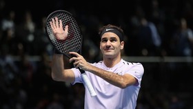 Roger Federer giành trận thắng thứ 50 trong mùa