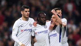 Niềm vui chiến thắng của các cầu thủ Chelsea