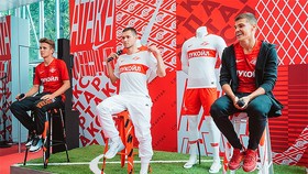 Trang phục mùa giải mới của Spartak Moskva