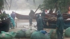 Thanh Hóa: Áp thấp nhiệt đới gây mưa lớn, sẵn sàng sơ tán dân