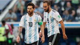 Higuain và Messi