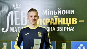 Zinchenko được bầu làm cầu thủ xuất sắc nhất trong trận Ukraine - Đảo Cyprus 4-0
