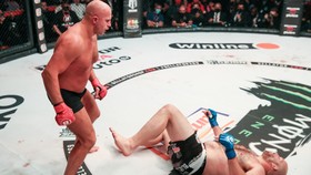 Emelianenko thắng KO ở sự kiện UFC 269