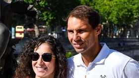 Nadal và cô vợ Xisca