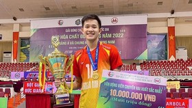 Nguyễn Huỳnh Anh Phi đã có danh hiệu VĐV chuyền 2 xuất sắc nhất giải bóng chuyền vô địch quốc gia 2022. Ảnh: ANH PHI