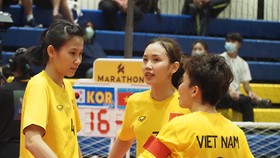 Cầu mây nữ Việt Nam đã không vượt qua được chủ nhà Thái Lan tại chung kết đồng đội nữ. Ảnh: BTC