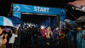 Cuộc đua marathon leo núi tại Sapa chính thức tranh tài vào sáng 9-9. Ảnh: VMM