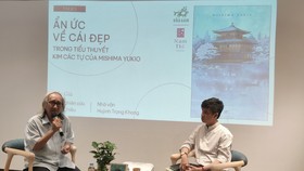 Nhà nghiên cứu Nhật Chiêu trò chuyện về ẩn ức cái đẹp trong tiểu thuyết “Kim Các Tự“