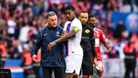 Kimpembe chấn thương khi PSG thắng Brest